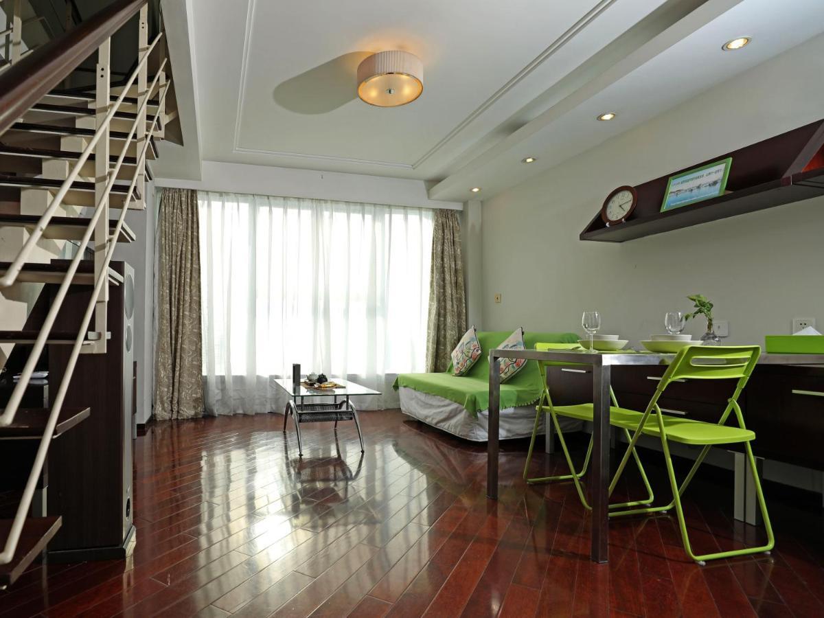 Shanghai Cosmo World Union Service Apartment Екстер'єр фото