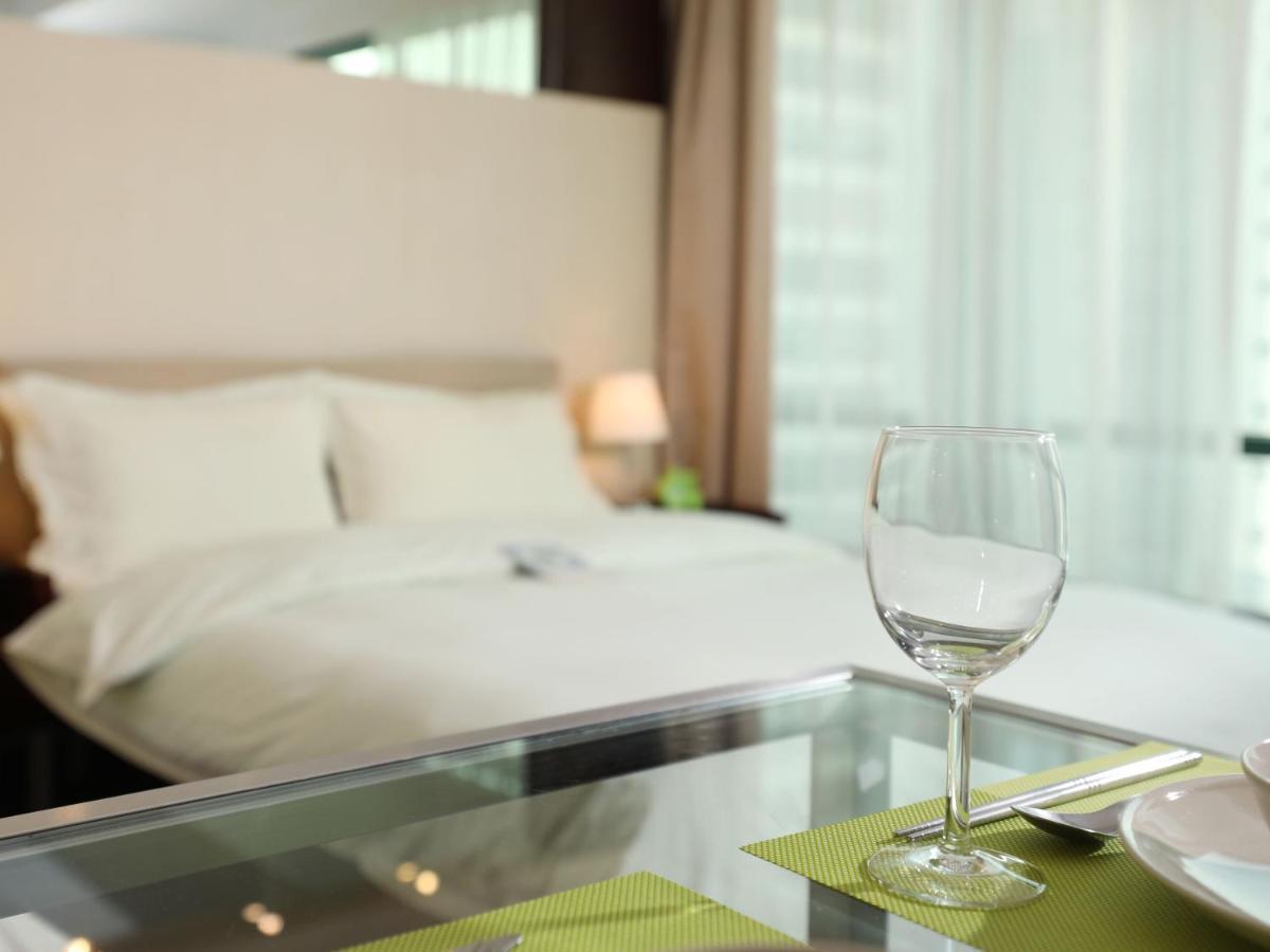Shanghai Cosmo World Union Service Apartment Екстер'єр фото