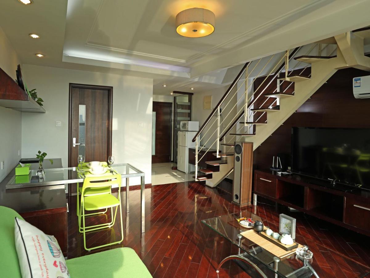 Shanghai Cosmo World Union Service Apartment Екстер'єр фото